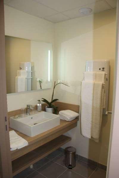 Brit Hotel Montargis Mormant-sur-Vernisson Rom bilde