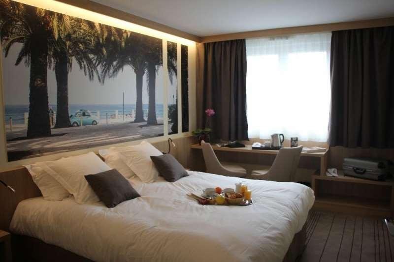 Brit Hotel Montargis Mormant-sur-Vernisson Rom bilde
